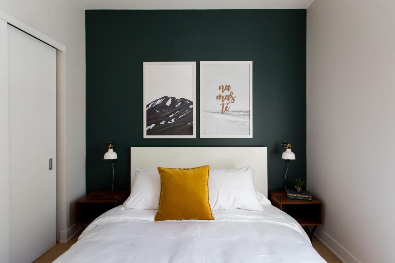 Huge & Swanky By Atwater Market By Den Stays Appartement Montréal